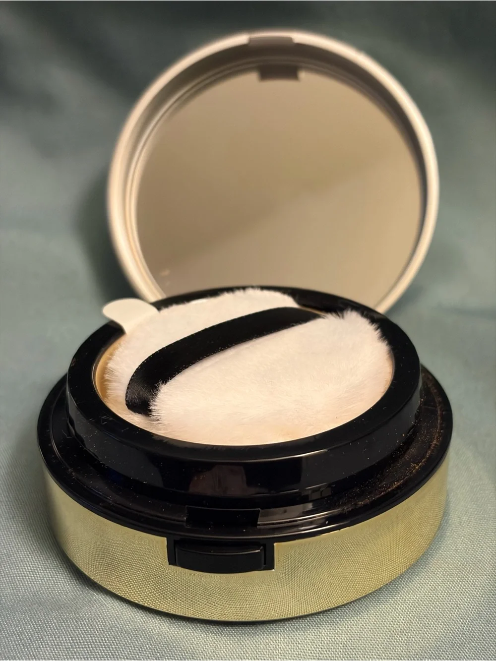 Elizabeth Arden pure finish mineral foundation #7
